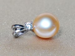 Přívěsek s perlou BC026SBP-P Prívesok s ružovou perlou BC026SBP-P.2.JPG BC026SBP-P