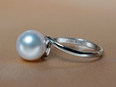 Zlatý prsten 14K s japonskou akoya perlou BC028WR-A Prsten s perlou akoya perla BC028WR-A_2.JPG BC028WR-A