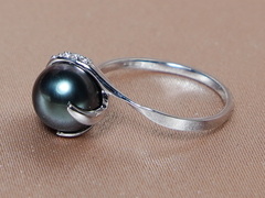 Zlatý prsten s tahitskou perlou AAA a brilianty BC05WR-T Prsteň s pravou tahitskou perlou a briliantmi-1.JPG BC05WR-T