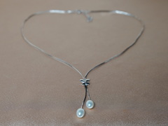 Stříbrný náhrdelník s perlami PN222B Strieborný náhrdelník s pravými perlami PN222B.1.JPG PN222B