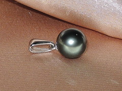 Přívěsek s perlou TPAA+ZGc TPAA+ZwGC_.jpg TPAA+ZGc