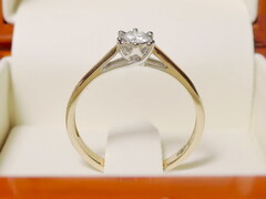 Zásnubní prsten M51815RJ Zásnubný prsteň M51815RJ 1.jpg M51815RJ