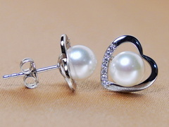 Zlaté náušnice 14K s mořskou perlou WW014WE-A Zlaté napichovacie náušnice s morskou WW014WE-A-1.JPG WW014WE-A