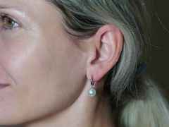 Zlaté náušnice 14K z perel Jižního Pacifiku WW017WE-W Zlaté náušnice krúžky s pravou perlou WW017.JPG WW017WE-W