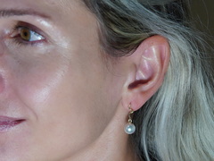 Perlové náušnice RGEAAAwM Zlaté náušnice s perlami RGEAAAwM.JPG RGEAAAwM