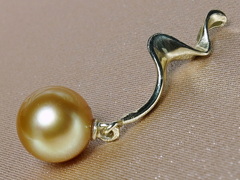 Zlatý přívěsek 14K s perlou Jižního Pacifiku AAA SSPP100B Zlatý prívesok s morskou perlou SSPP100B-2.JPG SSPP100B