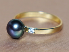 Zlatý prsten 14K s černou říční perlou BC027YBR-B Zlatý prsteň 14K s čiernou sladkovodnou perlu BC027YBR-B.2.JPG BC027YBR-B