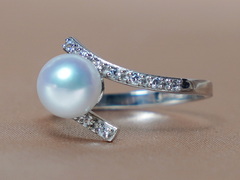 Zlatý prsten s perlou BC029WFR-W Zlatý prsteň s perlou BC029WFR-W-1.JPG BC029WFR-W