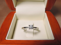 Zlatý zásnubní prsten M434RJ Zlatý zásnubný prsteň M434RJ 1.jpg M434RJ