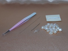 Kreativní set – výroba perlového náramku KS01 kreatívny set - čo obsahuje.JPG KS01