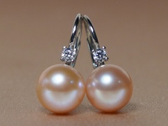 Perlové náušnice ve 14kt zlatě BC022WFE-P zlate-nausnice-s-pravou-perlou-bc022wfe-p.JPG BC022WFE-P